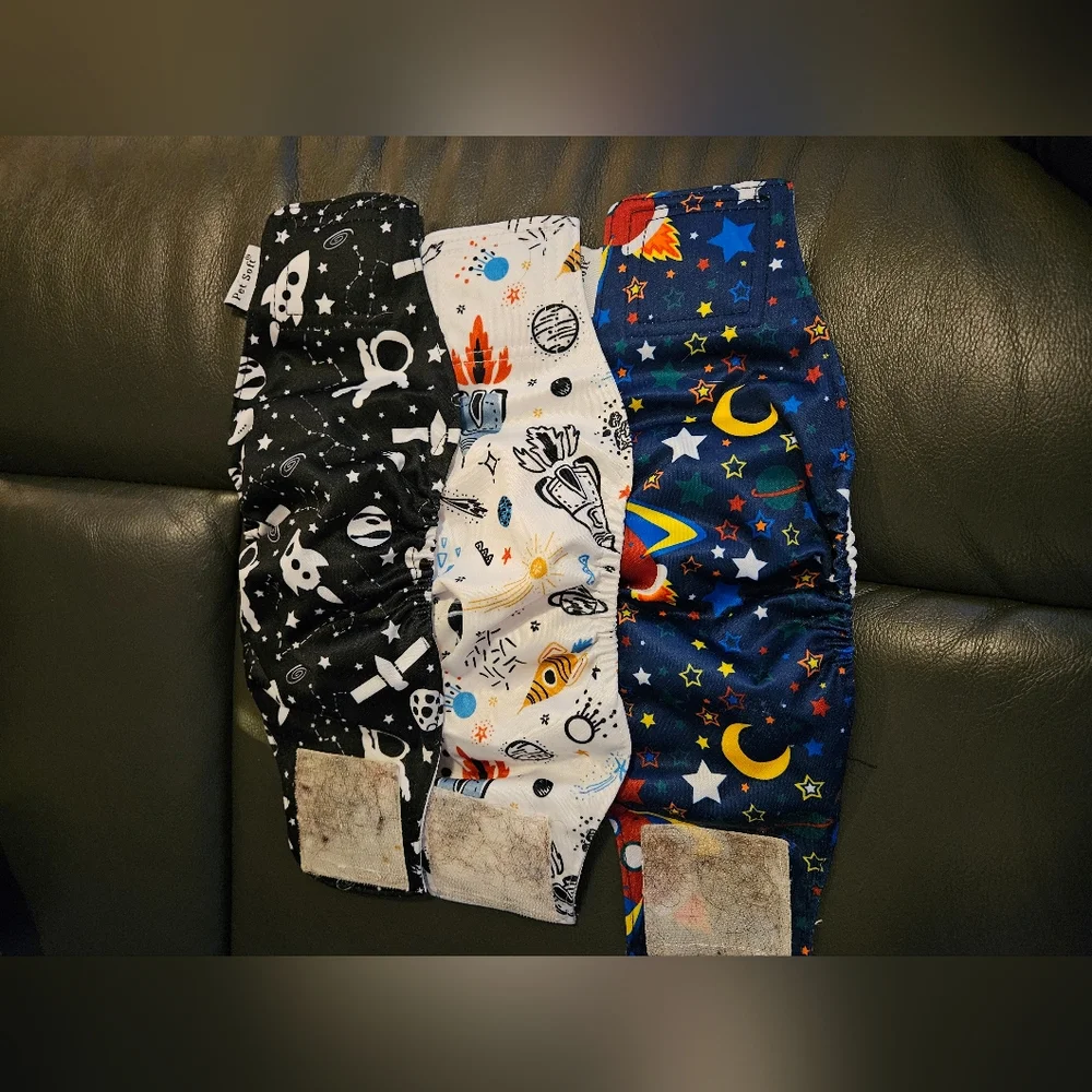 Male Dog Diapers Size XS - Black, White, and Blue